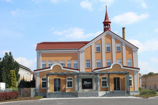 Museum of Glass MOSER